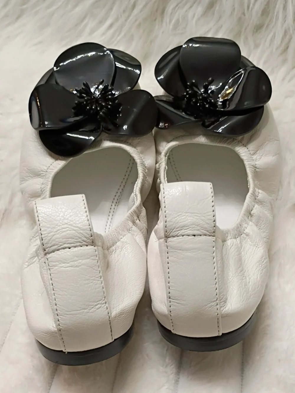 New Tory Burch Flower White Ballet Flats with Black Floral Accent